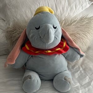Disney 23" Cuddleez Dumbo